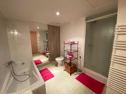 Location Ste Maxime - Deux Pièces 70 M² Climatisé, Avec Terrasse, Proximité Bord De Mer, Hôtel à Sainte-Maxime