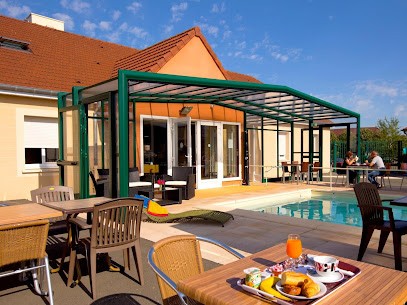 Logis Jum Hôtel - Rest. Atelier Grill, Hôtel à Saints-Geosmes