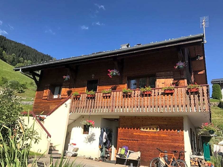 Chalet Peloton, Hôtel à La Chapelle-d'Abondance