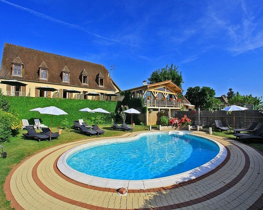 Hôtel Bien-Etre Aux Cyprès De Marquay, Hôtel à Marquay