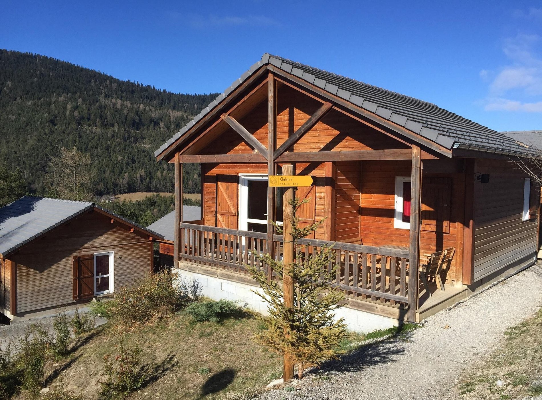 Eurogroup Résidence Les Chalets De Seyne Les Alpes Hotel, Hôtel à Seyne