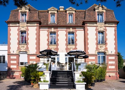 VILLA VICTORIA HOTEL ET SPA, Hôtel à Ouistreham