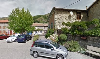 Yourte, Hôtel à Mayres