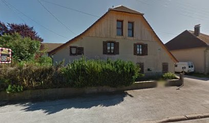 Chambre d Hote 1873, Hôtel à Frasne