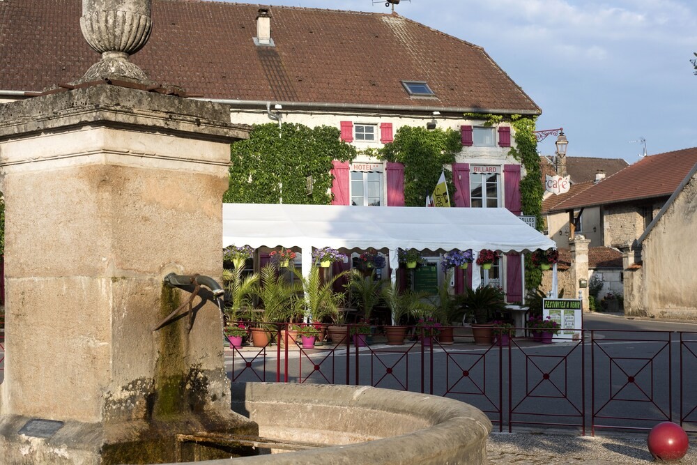 Logis l'Auberge de la Fontaine, Hôtel à Villiers-sur-Suize