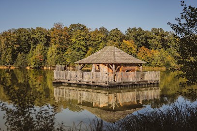 Cabanes Des Grands Reflets, Hôtel à Joncherey
