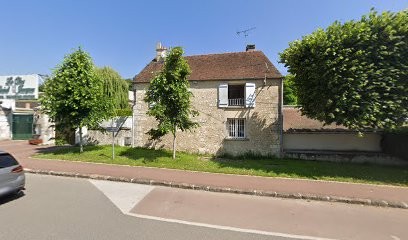 Snehp, Hôtel à Provins