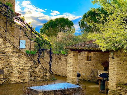 Les Pres De Gordes, Hôtel à Gordes