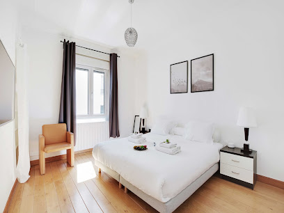 Fancy Apartment - 2Br/6P - Gare De L'est- Belvilla By Oyo Hôtel à Paris 10
