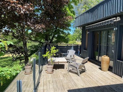Hôtel Les Monts D'amara. Eco-Gite, Eco Lodge En Aveyron, Jacuzzi. Accueil Pèlerins Gr65. Hôtel à Campuac