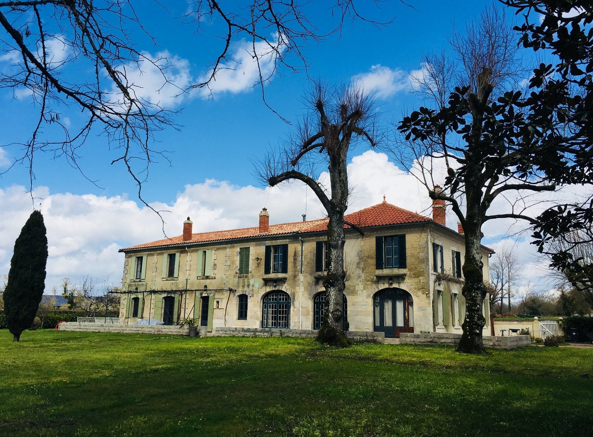 Villa 2 Pas Sages, Hôtel à La Roche-Chalais