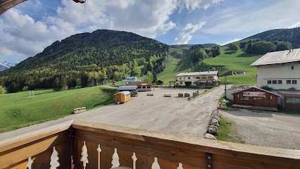 Hôtel Club Nivôse, Hôtel à Cognet