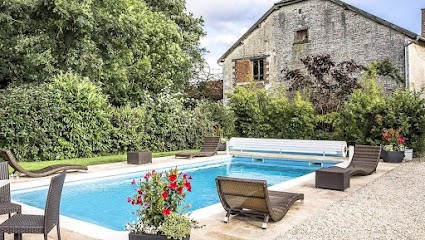 Logis Hôtel La Grange Du Relais, Hôtel à Colombey les Deux Églises