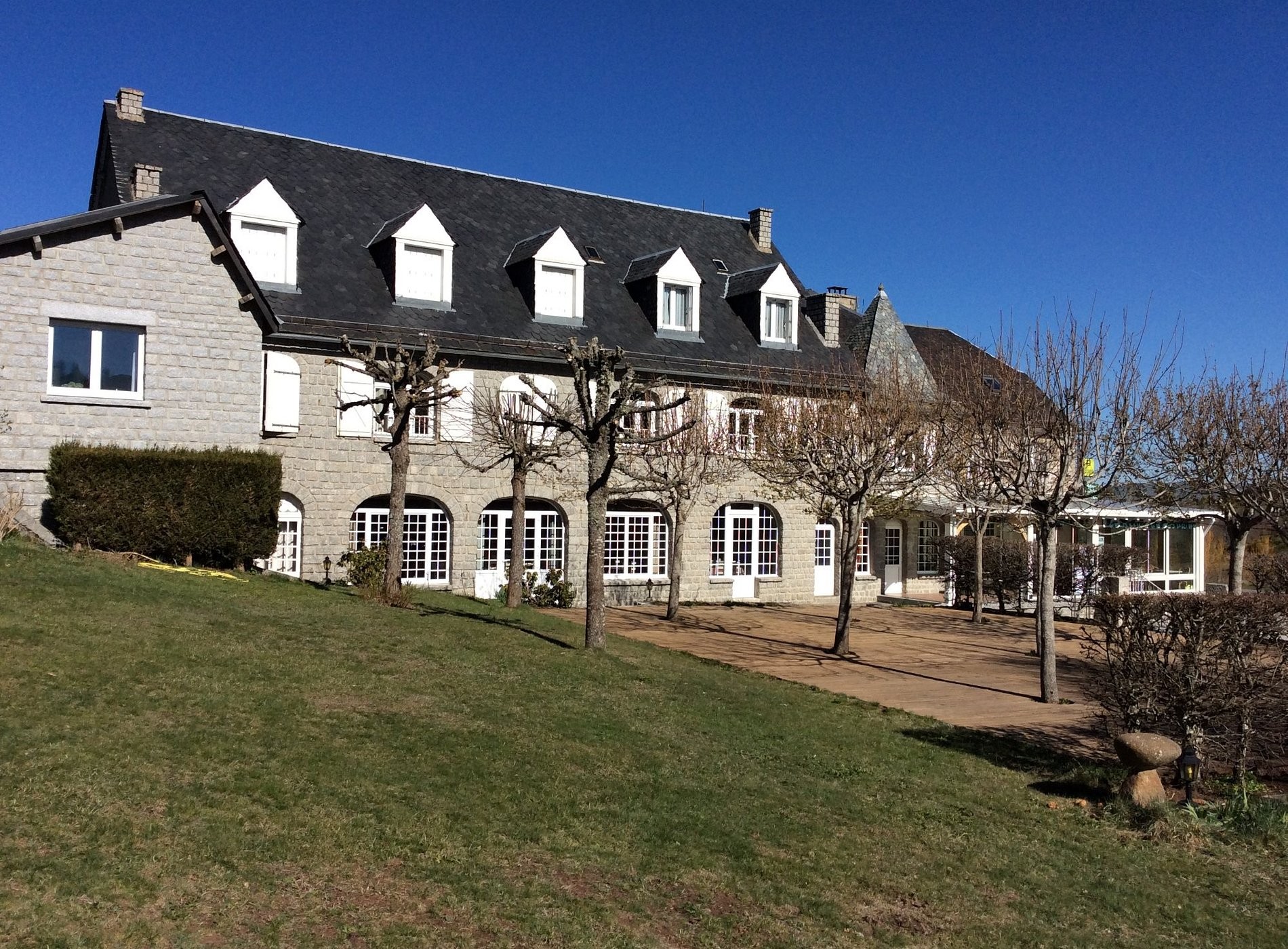 Logis Relais de l'Aubrac, Hôtel à Recoules-d'Aubrac