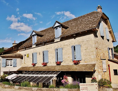 Logis Hôtel Restaurant L'auberge Du Château Hôtel à Muret-le-Château