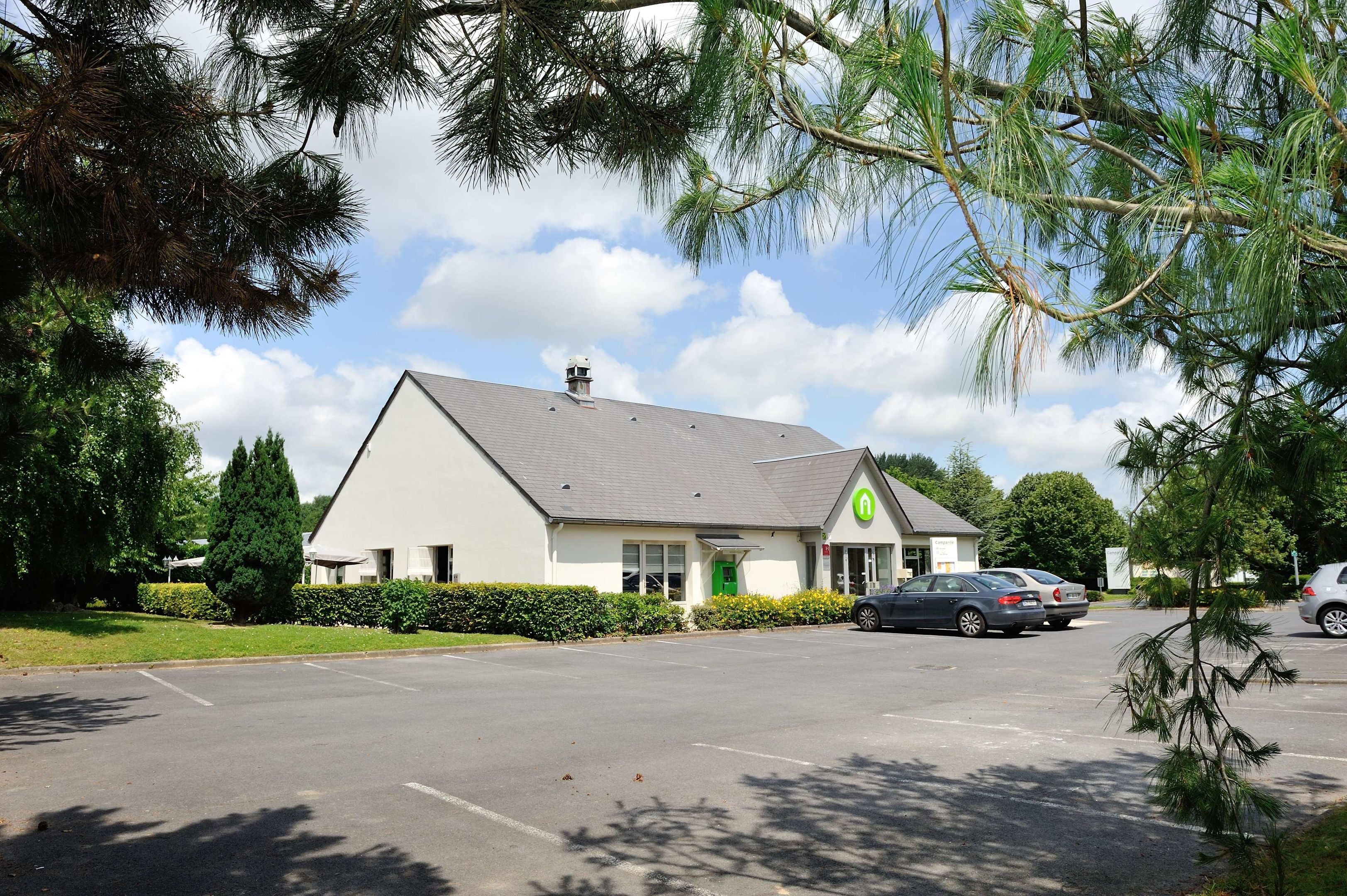 Hôtel Restaurant Campanile Pont-à-Mousson, Hôtel à Lesménils