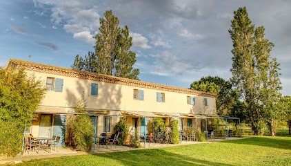 La Conciergerie de la Tour, Mas de la Tour Carbonnière, Résidence Hôtelière à Saint-Laurent-d'Aigouze