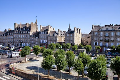 Cit'Hotel Hôtel Le Challonge, Hôtel à Dinan