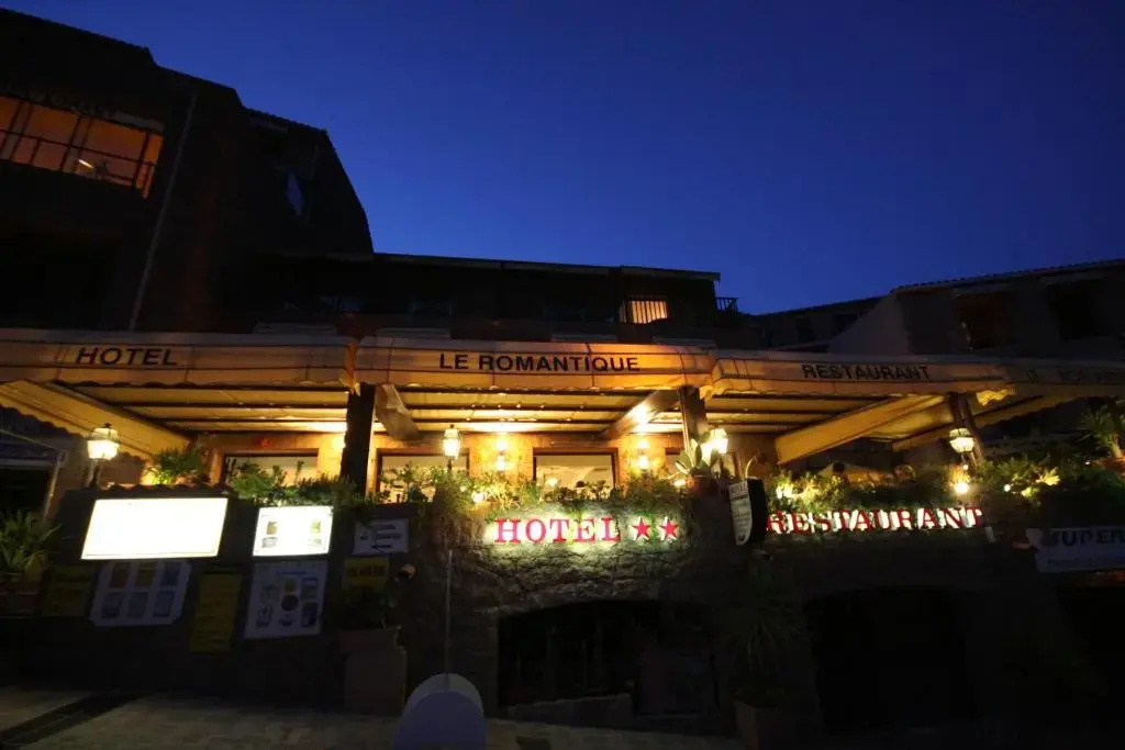 Le Romantique, Hôtel à Ota