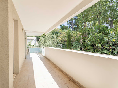 2 Bedroom Apartment With Balcony 10Th Arr. - Belvilla By Oyo Hôtel à Marseille 10
