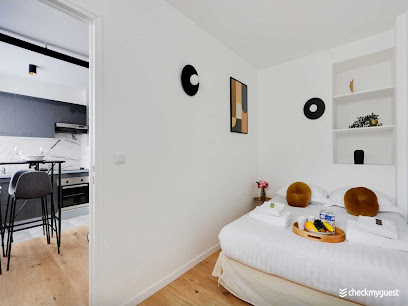 Cozy Apartment - 2Br/6P - Grenelle- Belvilla By Oyo, Hôtel à Paris 15