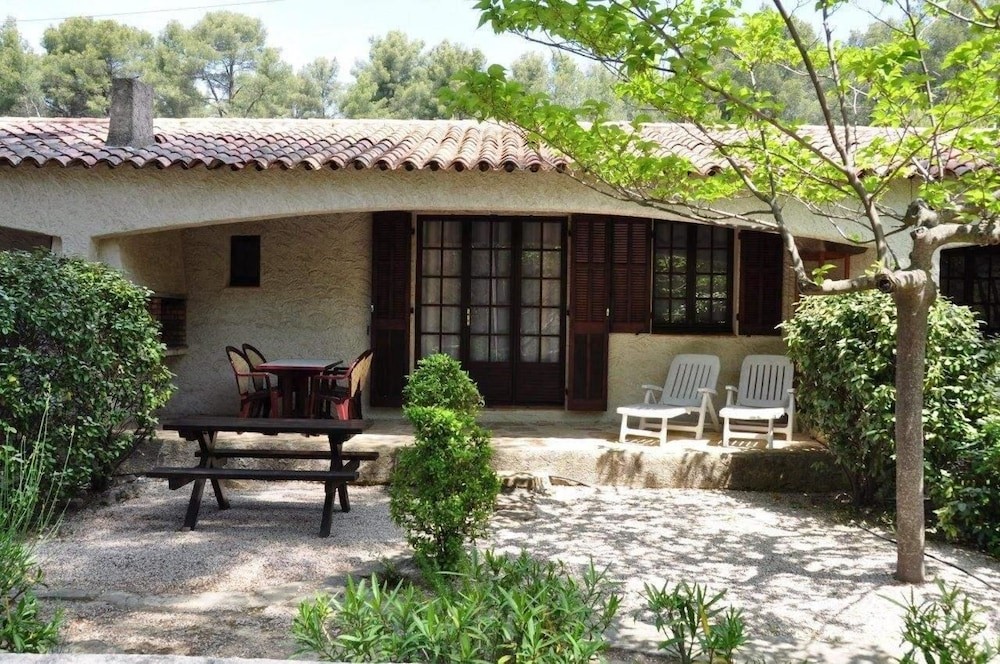 Hôtel La Cigalière, Hôtel au Beausset