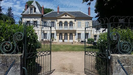 Chateau De La Brosse, Hôtel à Varennes-Vauzelles