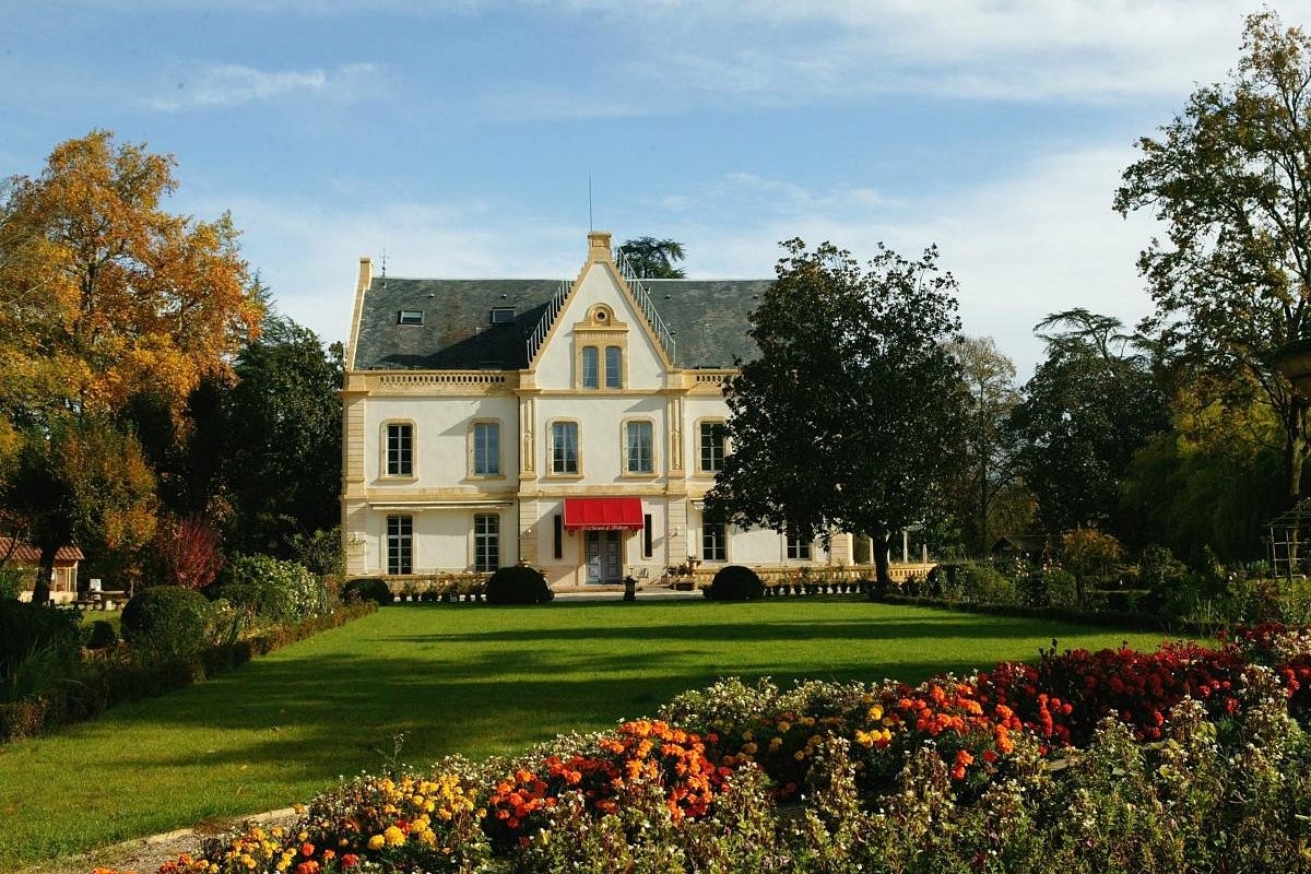 Hotel Le Manoir De Bellerive, Hôtel au Buisson-de-Cadouin