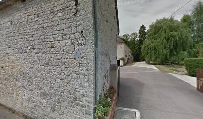 Jolly Yves, Hôtel à Ville-sur-Arce