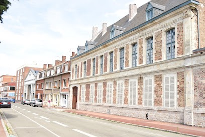 HOTEL De WARENGHIEN, Hôtel à Douai