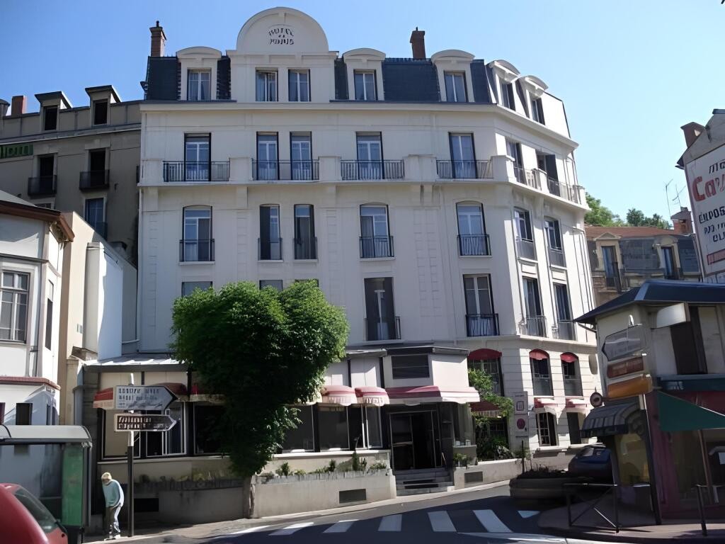 Hôtel De Paris, Hôtel à Châtel-Guyon