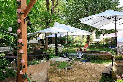 La Vie En Rose : Chambres Et Table D'hôtes Avec SPA, Hôtel à Rennes-les-Bains