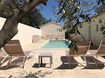 LES MAZETS & SPA D'UZES, Hôtel à Uzès