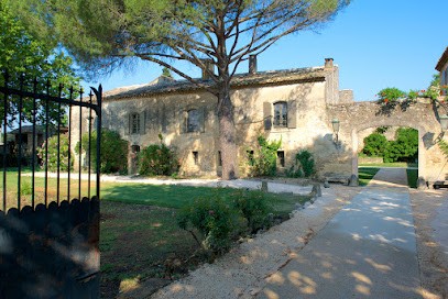 La Bégude Saint-Pierre, Hôtel à Vers-Pont-du-Gard