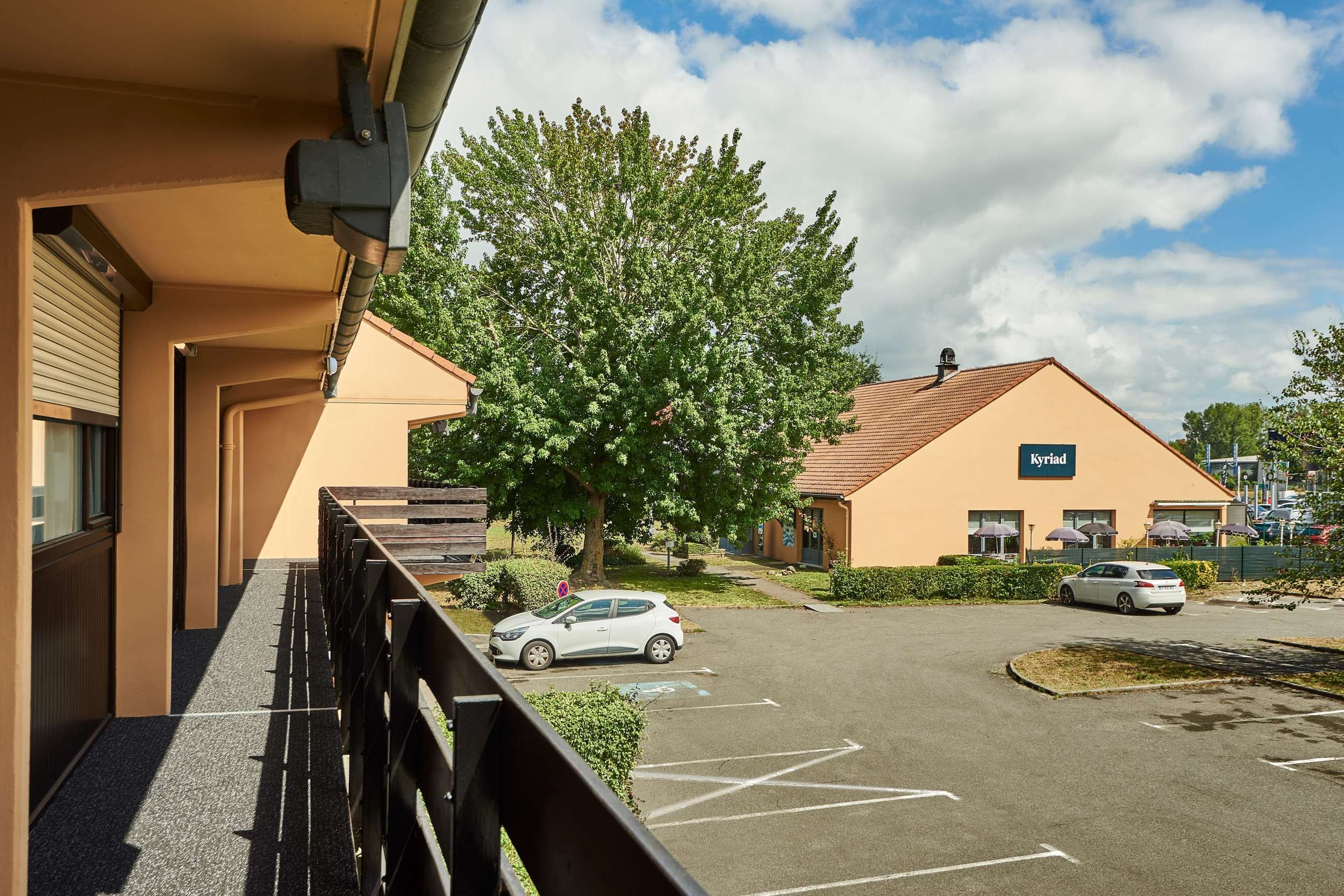 Kyriad Tarbes - Bastillac, Hôtel à Tarbes