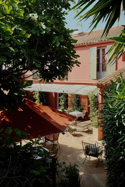 Auberge Des Glycines Hôtel à Hyères