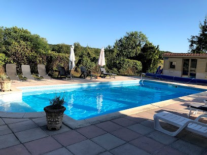 French Farmhouse Holiday, Hôtel à Grand-Brassac