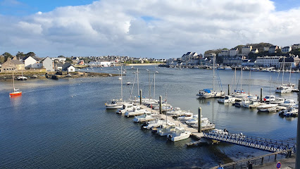 Anatoline – Appartements Face À La Mer À Audierne Hôtel à Audierne