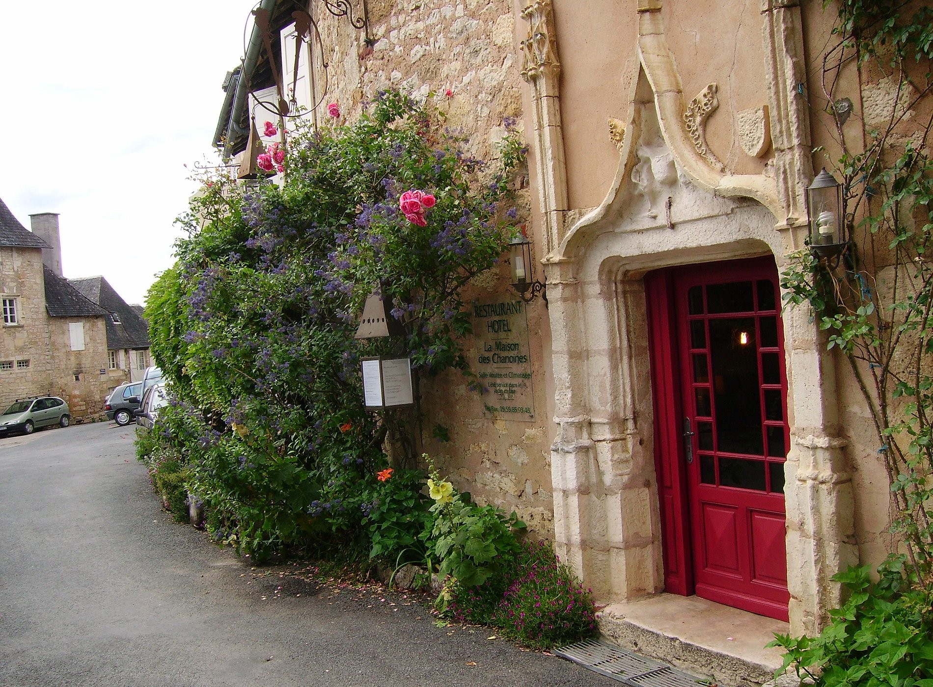 La Maison Des Chanoines, Hôtel à Turenne