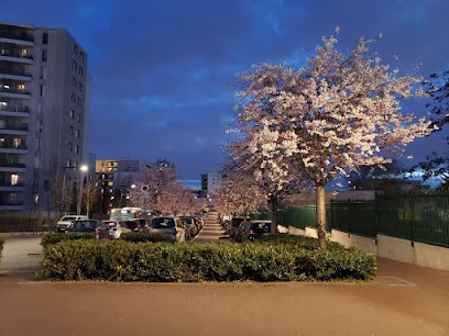 Location Logement Entier : Tout équipé, 10mn RER B Paris, Hôtel à Drancy