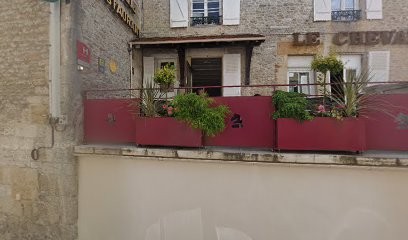 Hotel In Langres, Hôtel à Langres