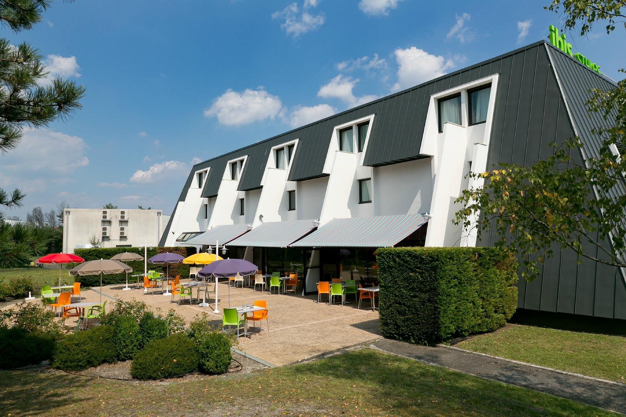 Ibis Styles Bordeaux Aéroport, Hôtel à Mérignac