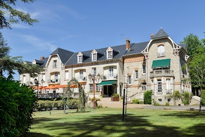 Logis Hôtel Le Parc, Hôtel à Salbris
