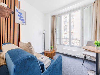 Charming Studio For 2 People - Mobility Lease - Belvilla By Oyo, Hôtel à Paris 15