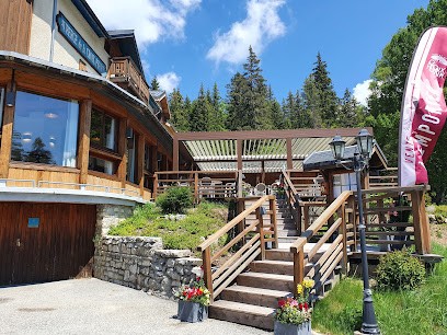 Auberge De La Croix Perrin, Hôtel à Lans-en-Vercors