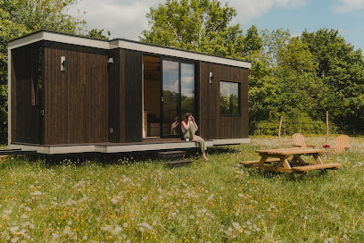 Parcel Tiny House I Élevage Du Puits Carré, Hôtel à Dame-Marie