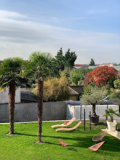 Casabina, Hôtel à Chelles