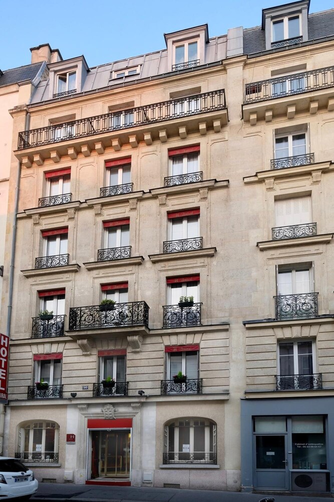 Hôtel L'amiral 3 Étoiles, Hôtel à Paris 15