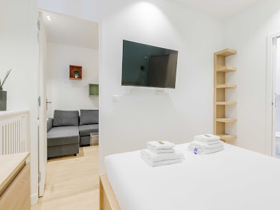 Charming Apt - 1Bdr / 2P - Muette 16Th Arr- Belvilla By Oyo, Hôtel à Paris 16