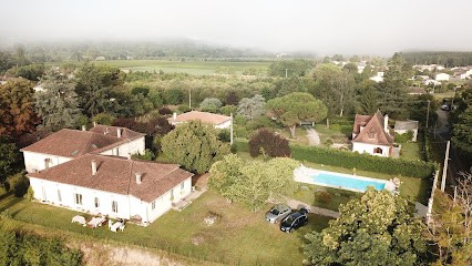 Le Manoir De La Riviere, Hôtel à Saint-Seurin-de-Prats